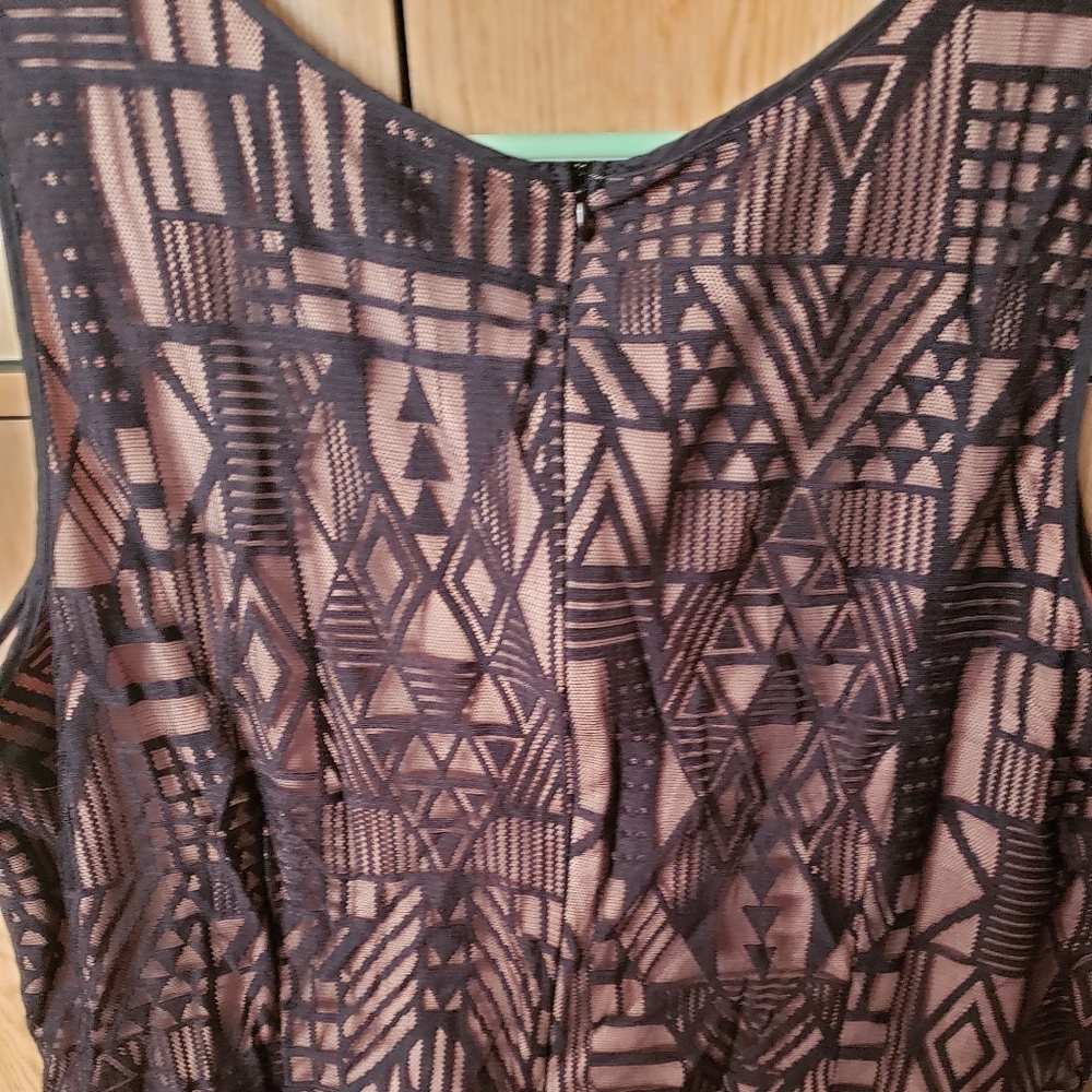 Tank Top - Picture 2 of 3